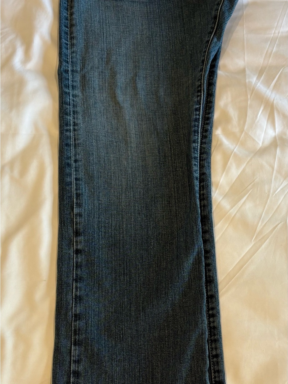 Eddie Bauer Men’s Straight-Leg Jeans in Dark Blue Wash 34/34